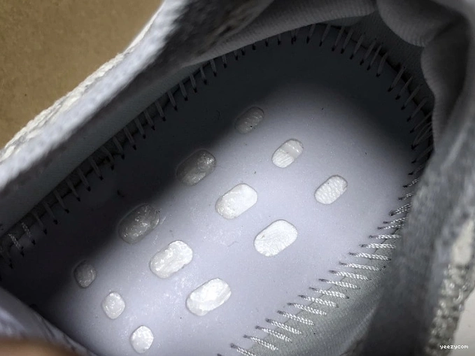 Yeezy 380 Boost FV3260 Adidas Alien 0809
